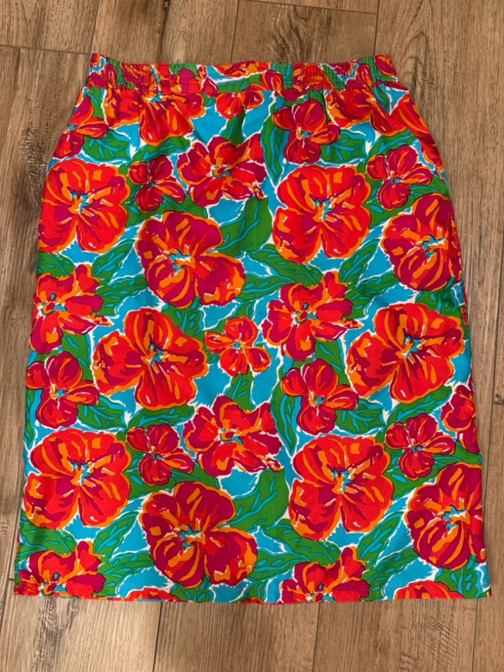 Valerie Stevens Pencil Skirt - Bold Tropical Print